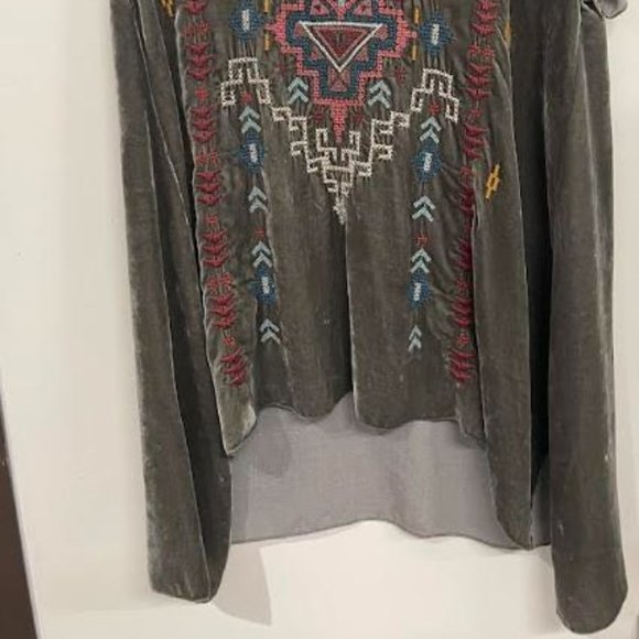 Johnny Was Clothing JWLA Embroidered Velvet Tunic Size Medium - Picture 6 of 7